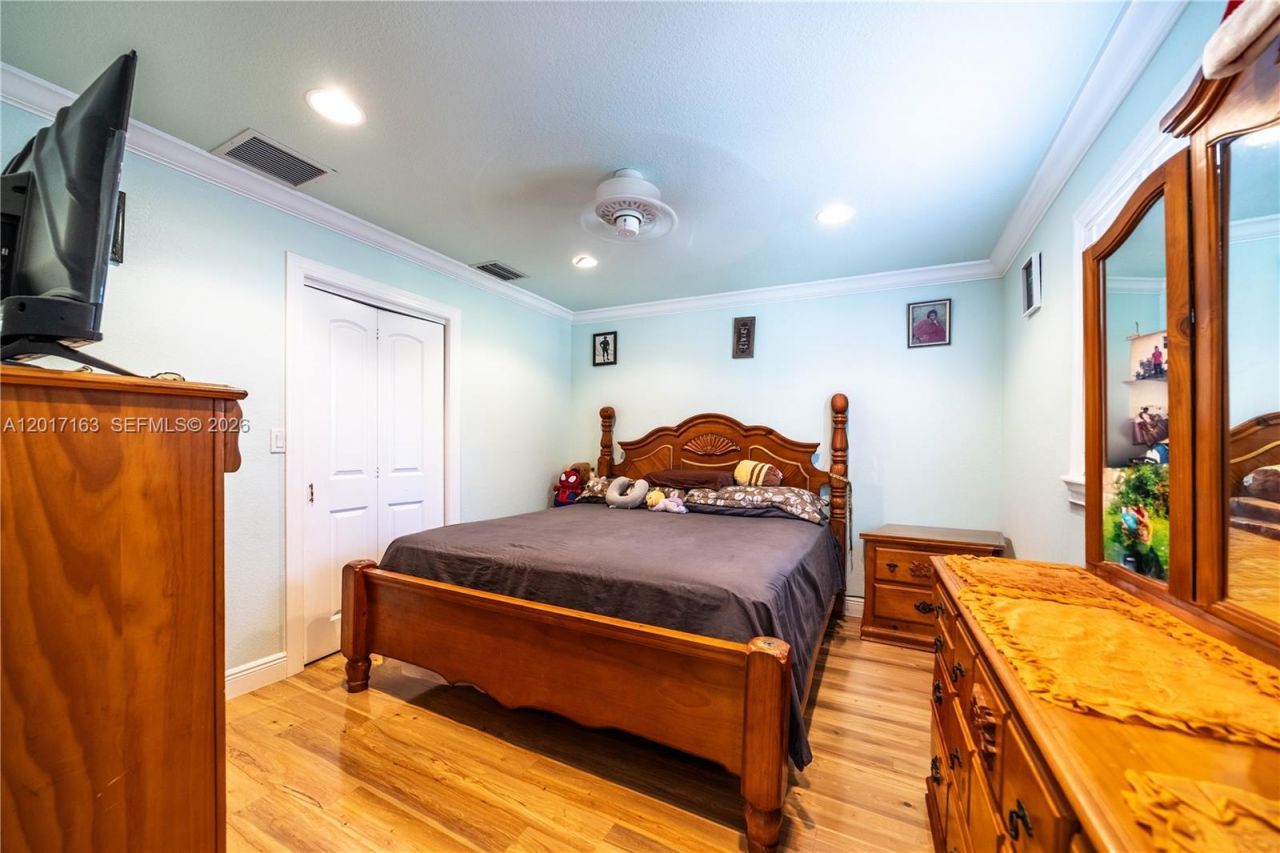 6472 Pierce St , Hollywood, FL 33024 Photo