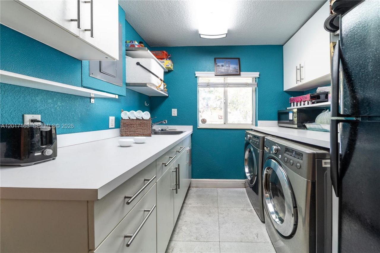 6472 Pierce St , Hollywood, FL 33024 Photo