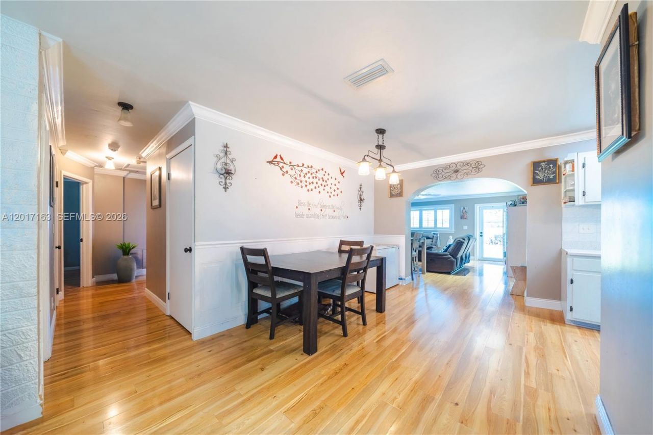 6472 Pierce St , Hollywood, FL 33024 Photo