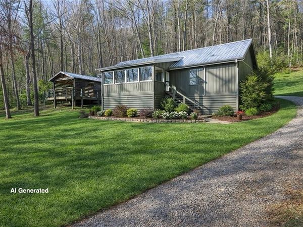 121 Waterfalls Way , Clarkesville, GA 30523