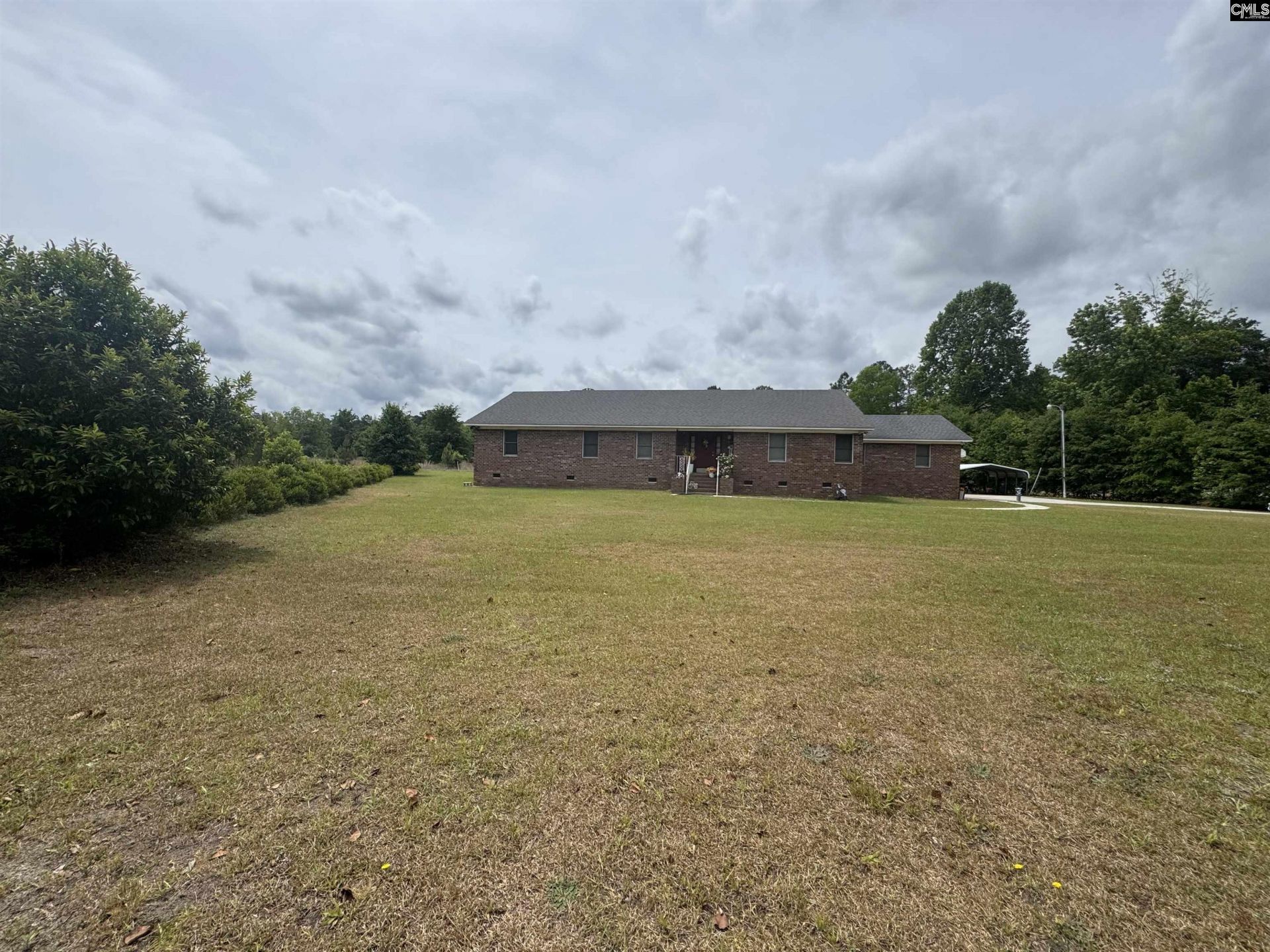 1390 N Main St  Photo 4
