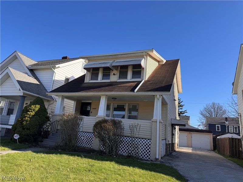 13820 S Parkway Drive, Garfield Heights, OH 44105 Photo 4