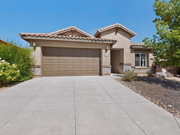 328 Paseo Vista Loop NE, Rio Rancho, NM 87124