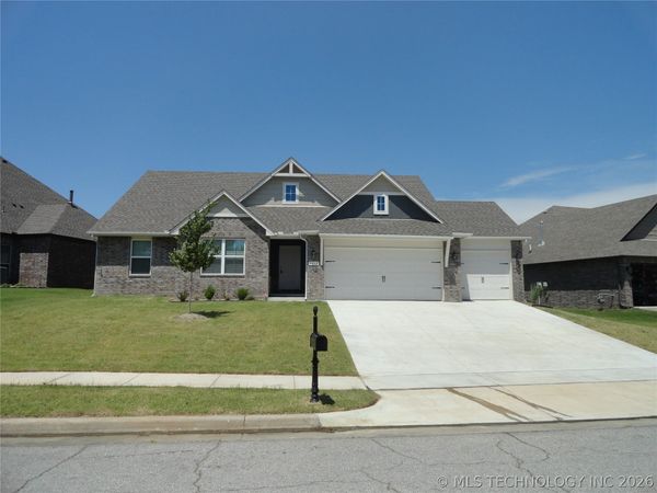 1012 S 75th Street , Broken Arrow, OK 74014