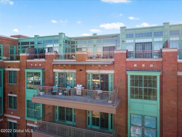268 Broadway, Unit 104, Saratoga Springs, NY 12866