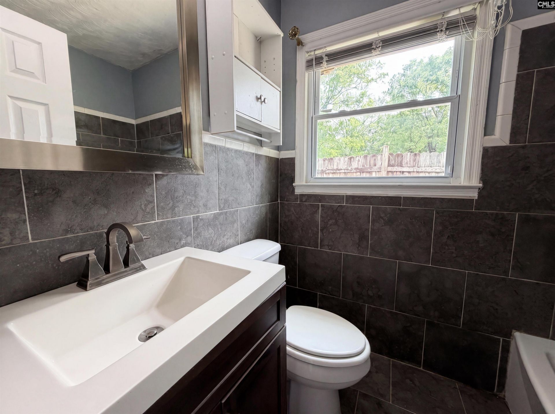 3624 Harrogate Road Photo 18