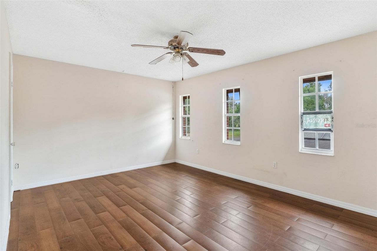 2500 Urick Street, Fruitland Park, FL 34731 Photo