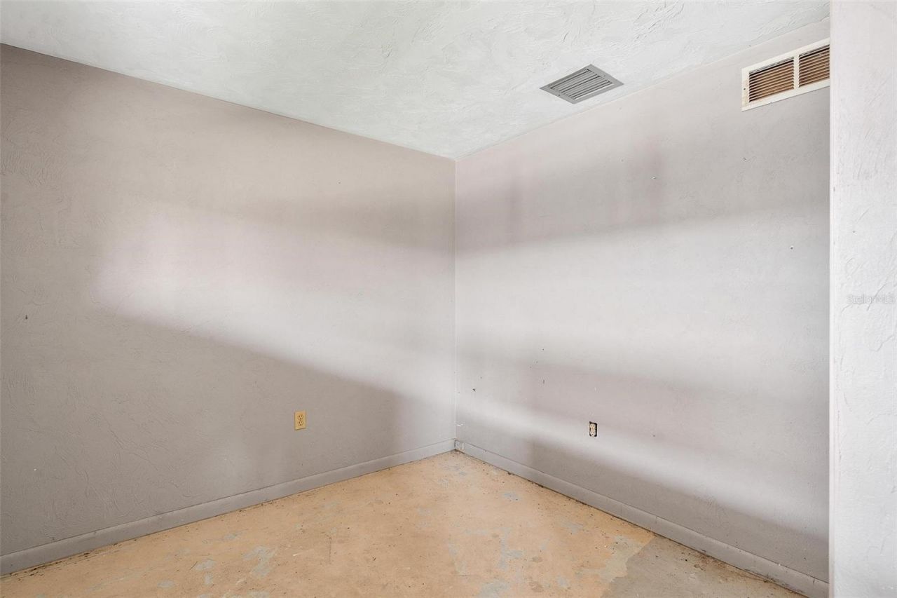 2500 Urick Street, Fruitland Park, FL 34731 Photo