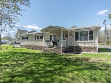 9420 County Route 125, Chaumont, NY 13622