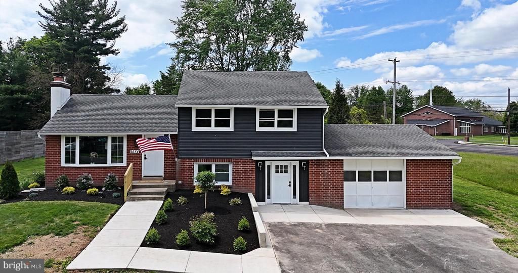 1554 Park Drive, Jamison, PA 18929 Main Photo