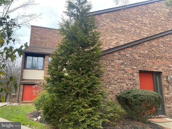 504 MOUNTAINVIEW DRIVE , CHESTERBROOK, PA 19087