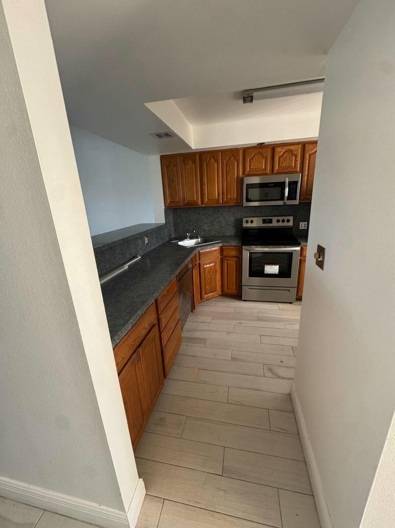3000 Presidential Way, Unit 404, West Palm Beach, FL 33401 Photo