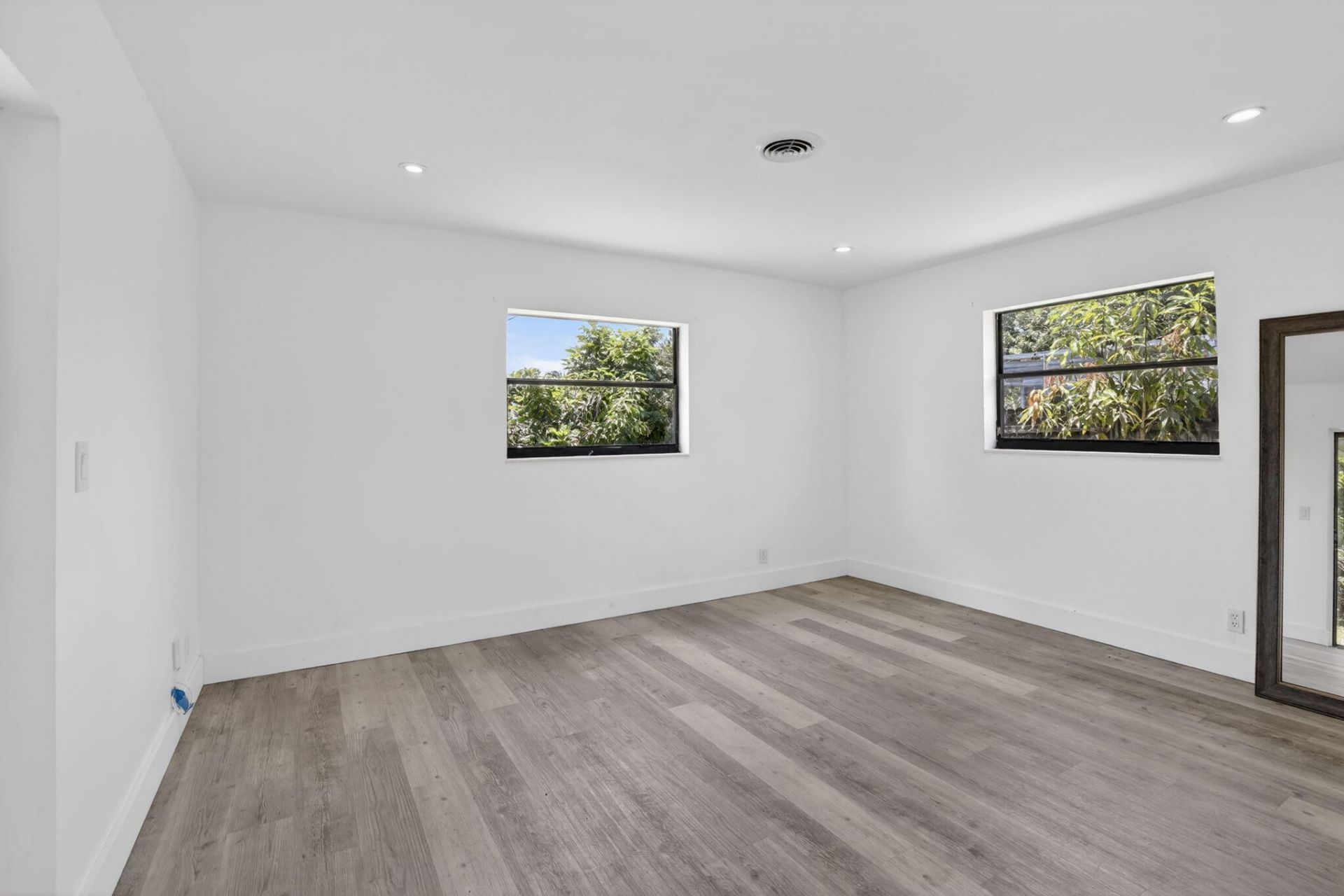 5804 NW 14th Street, Sunrise, FL 33313 Photo