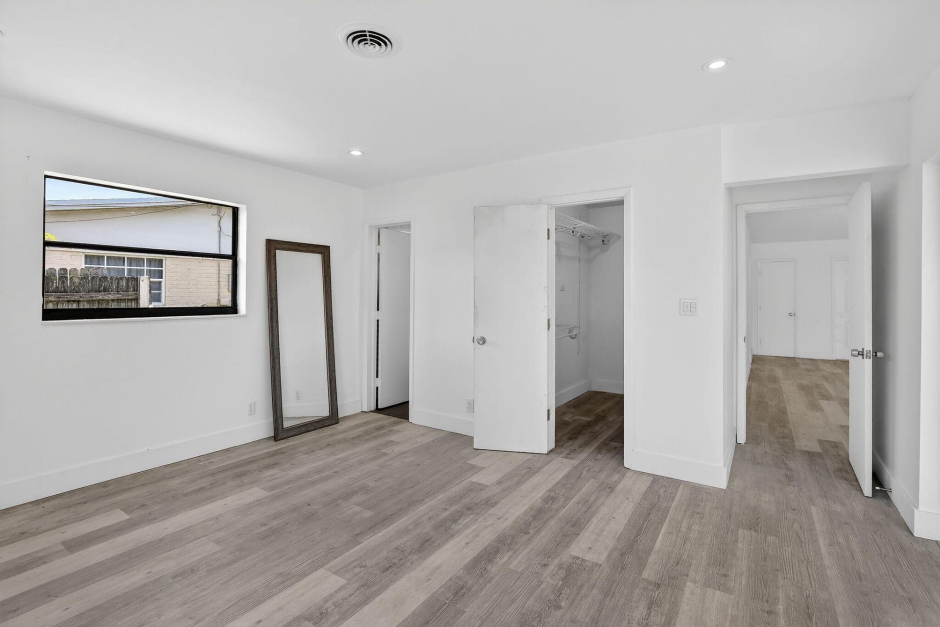 5804 NW 14th Street, Sunrise, FL 33313 Photo