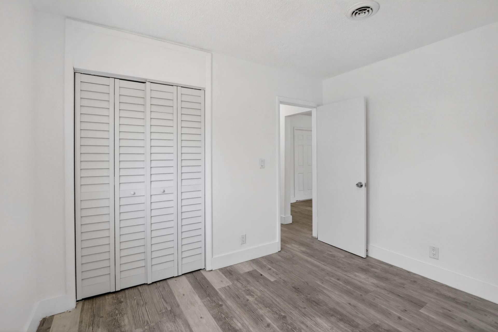 5804 NW 14th Street, Sunrise, FL 33313 Photo