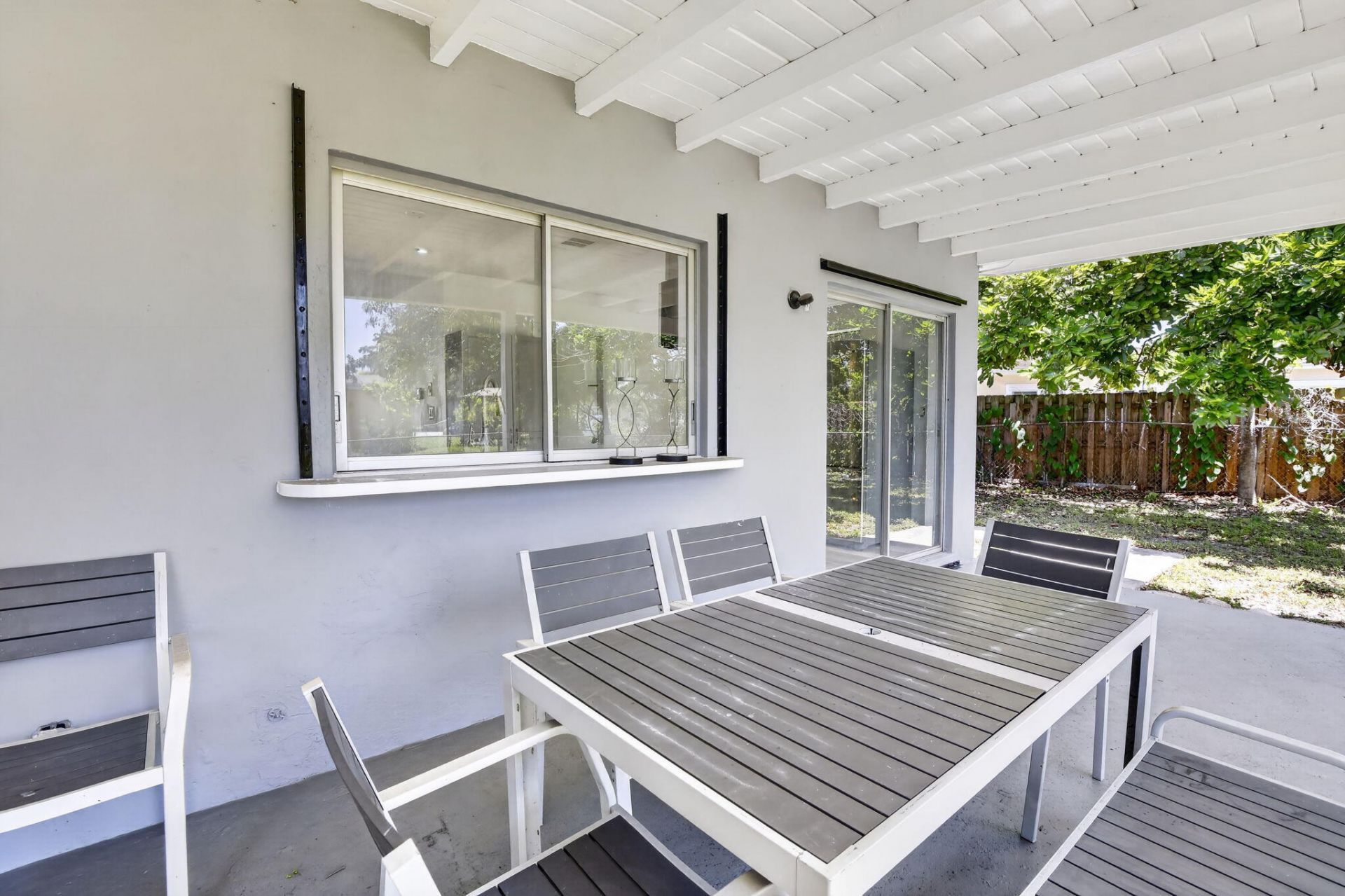 5804 NW 14th Street, Sunrise, FL 33313 Photo