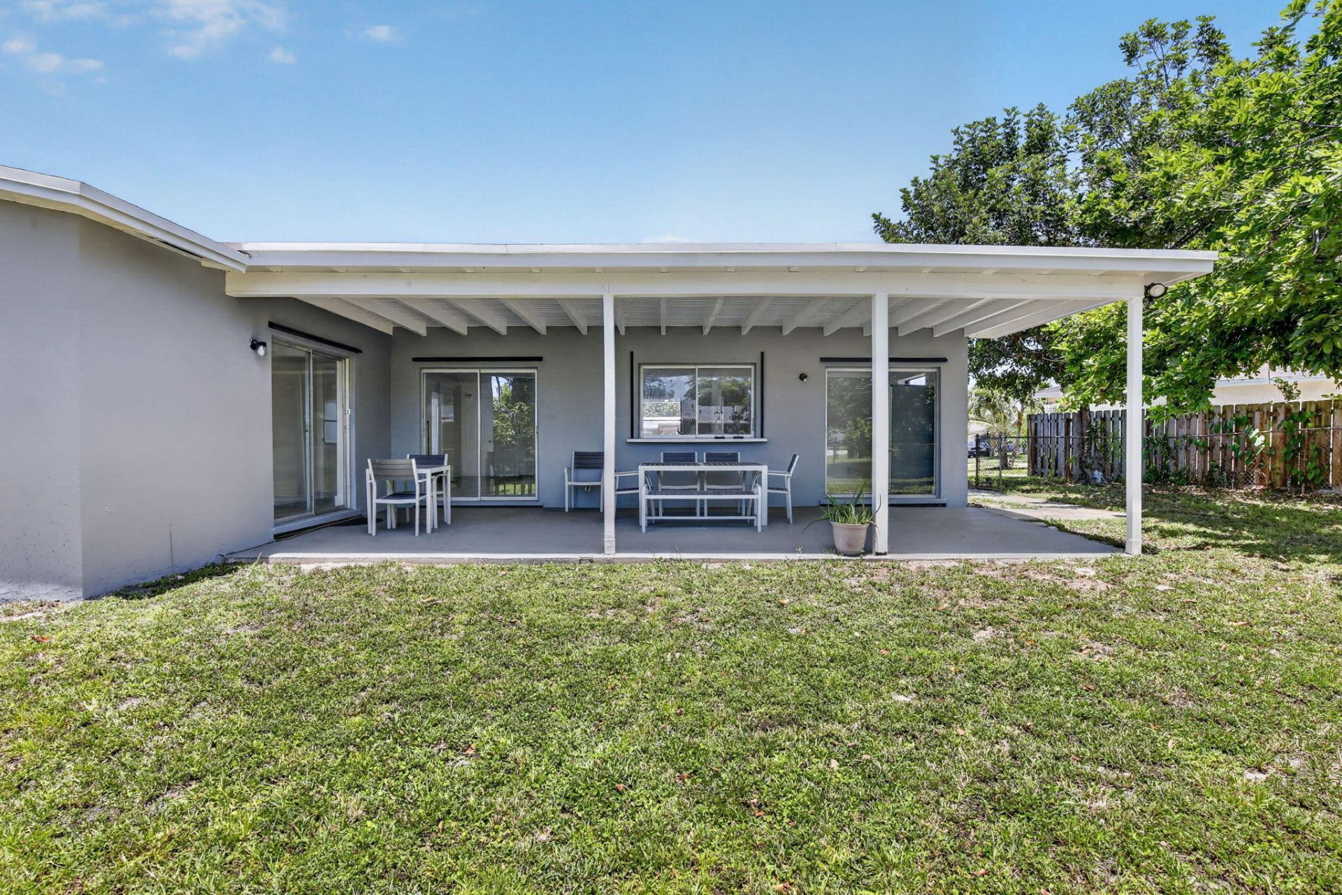 5804 NW 14th Street, Sunrise, FL 33313 Photo