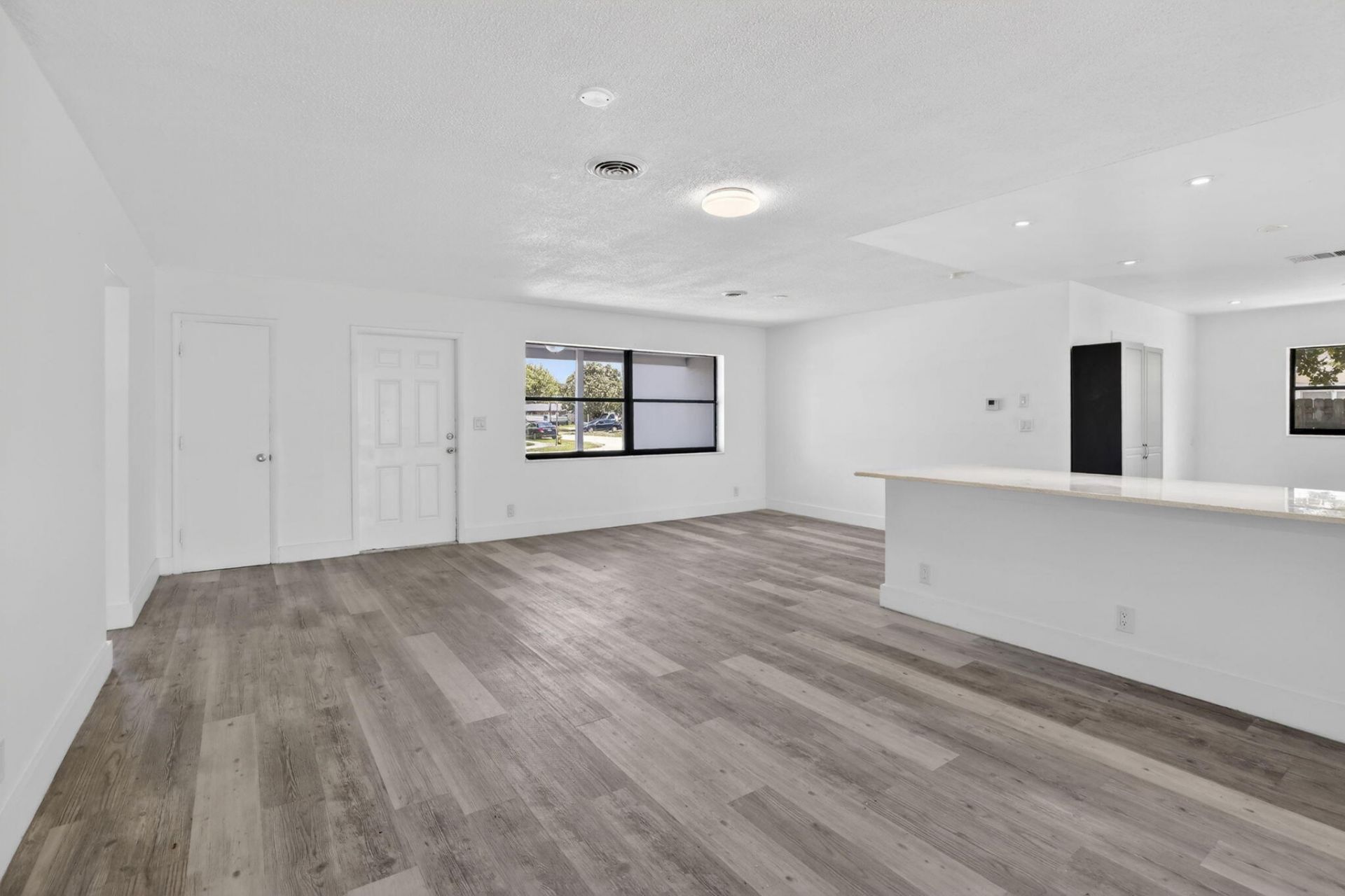 5804 NW 14th Street, Sunrise, FL 33313 Photo