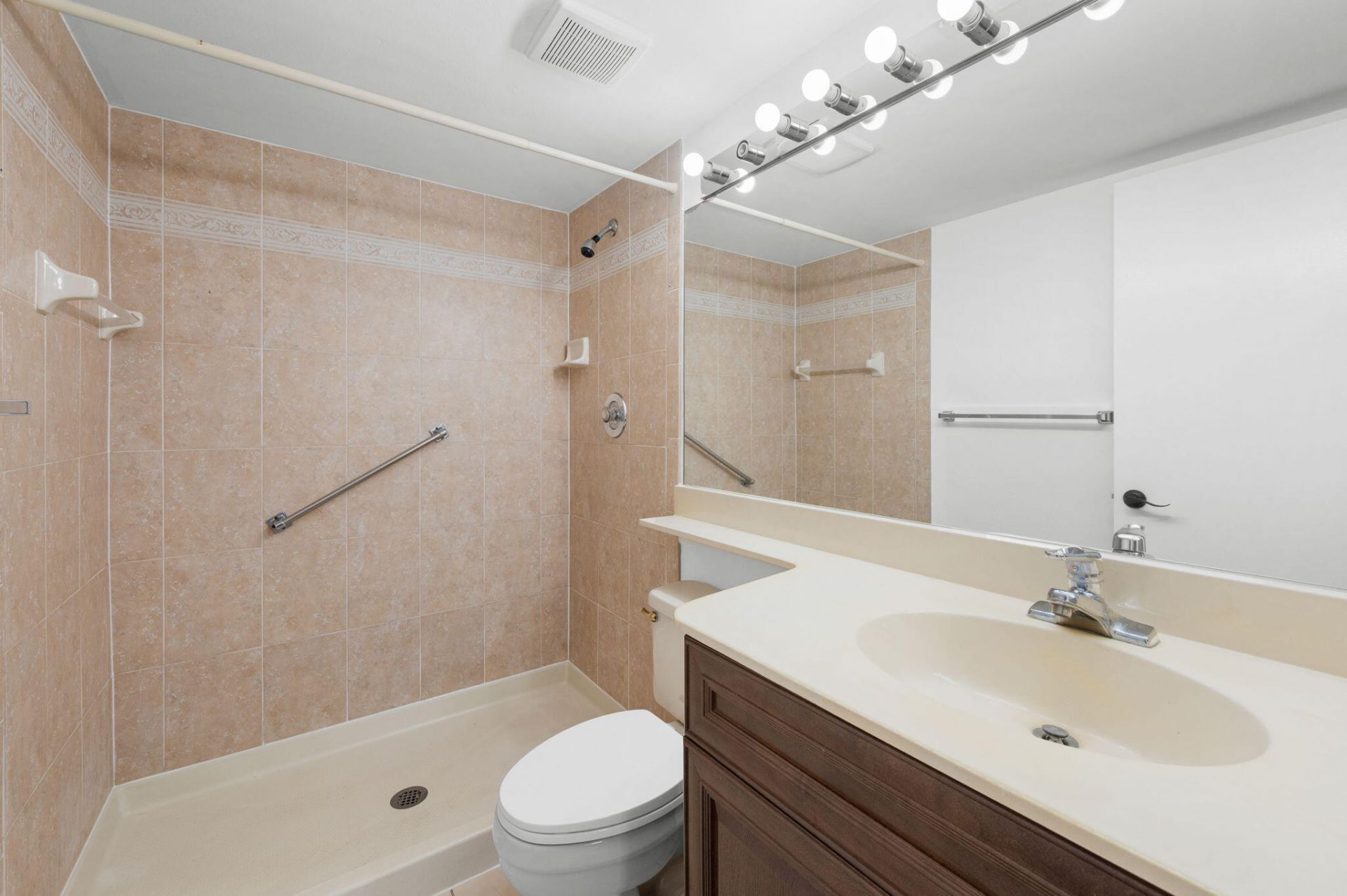 2506 SE Anchorage Cove, Unit 2, Port Saint Lucie, FL 34952 Photo
