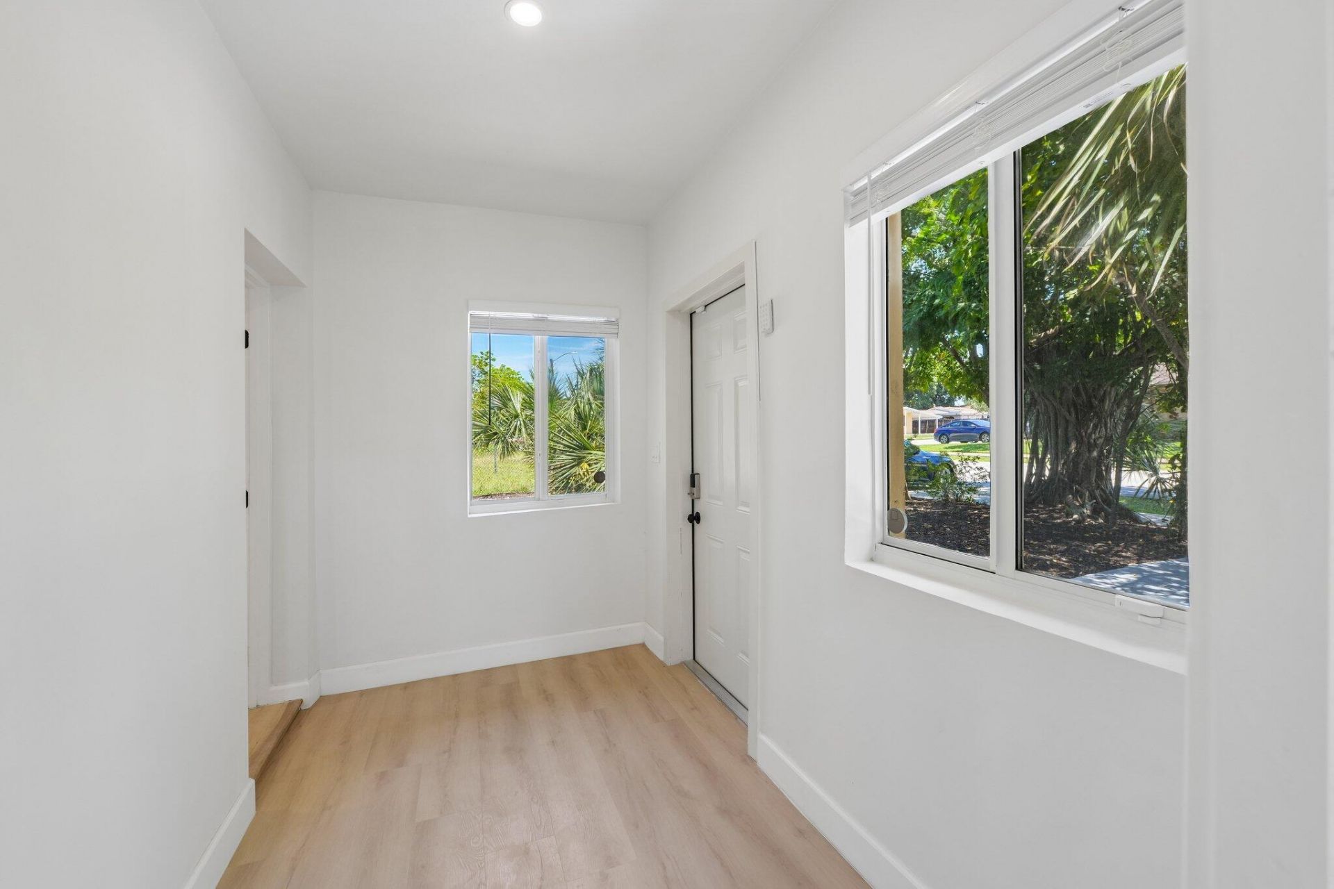2943 NW 13th Street, Fort Lauderdale, FL 33311 Photo