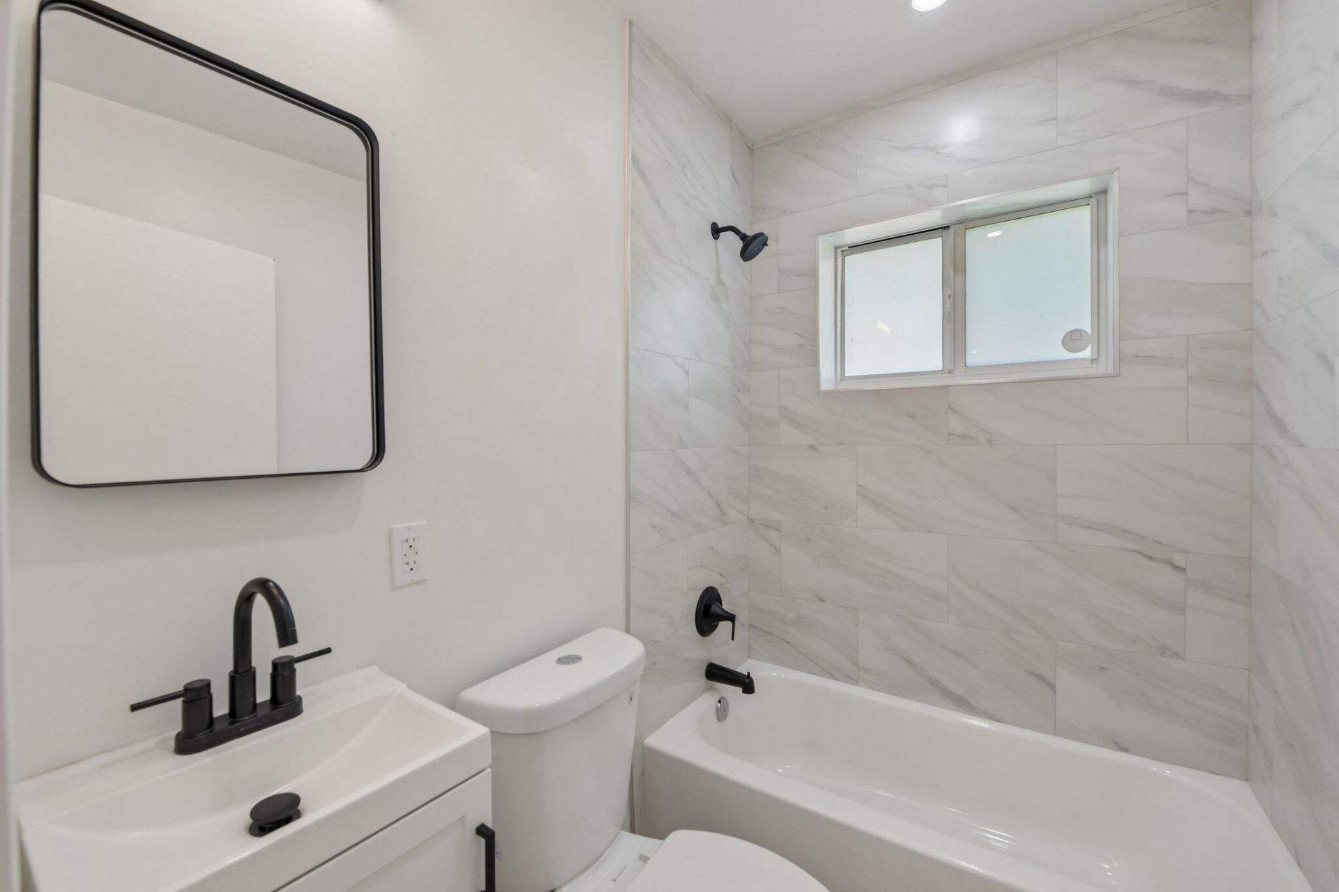 2943 NW 13th Street, Fort Lauderdale, FL 33311 Photo