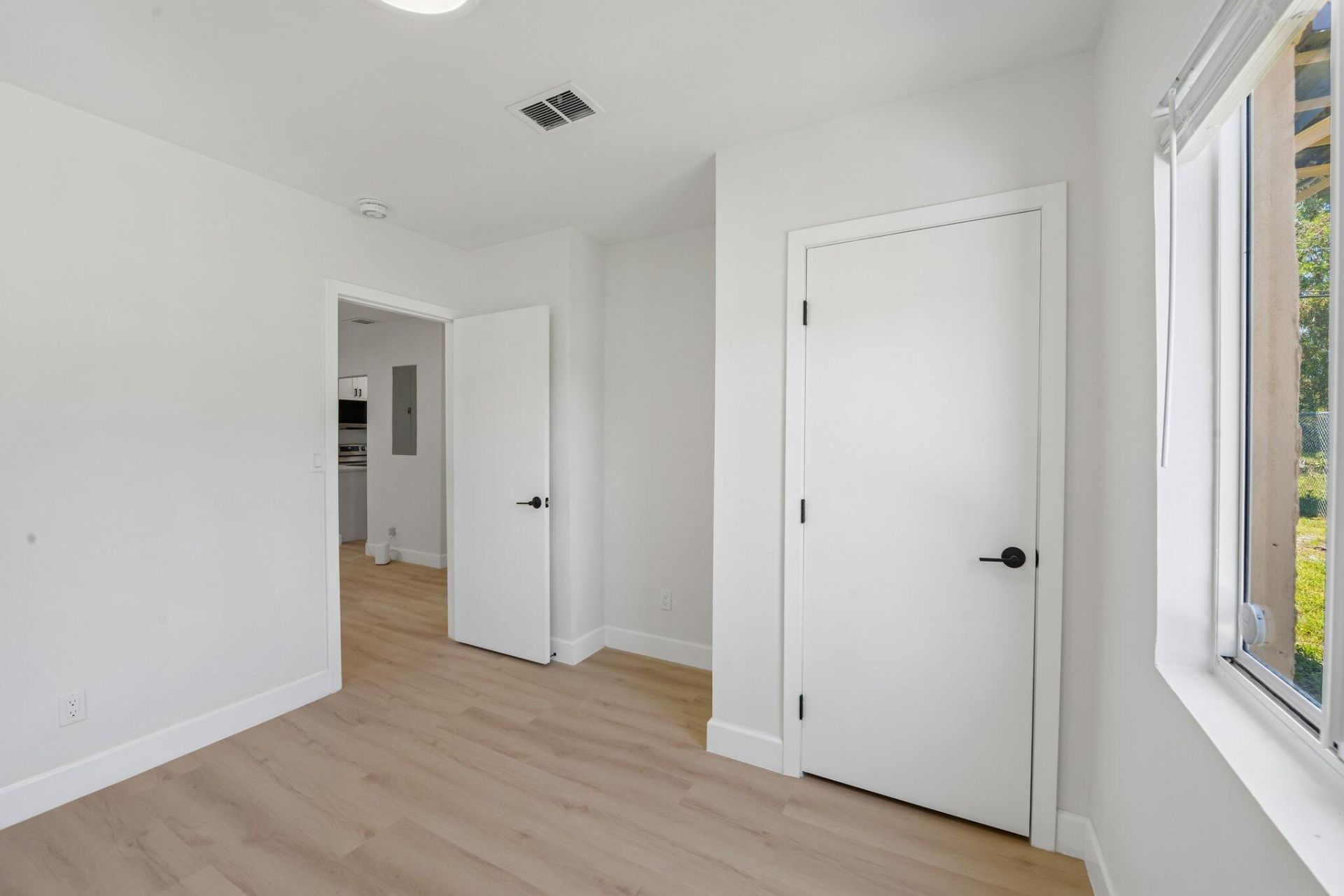 2943 NW 13th Street, Fort Lauderdale, FL 33311 Photo