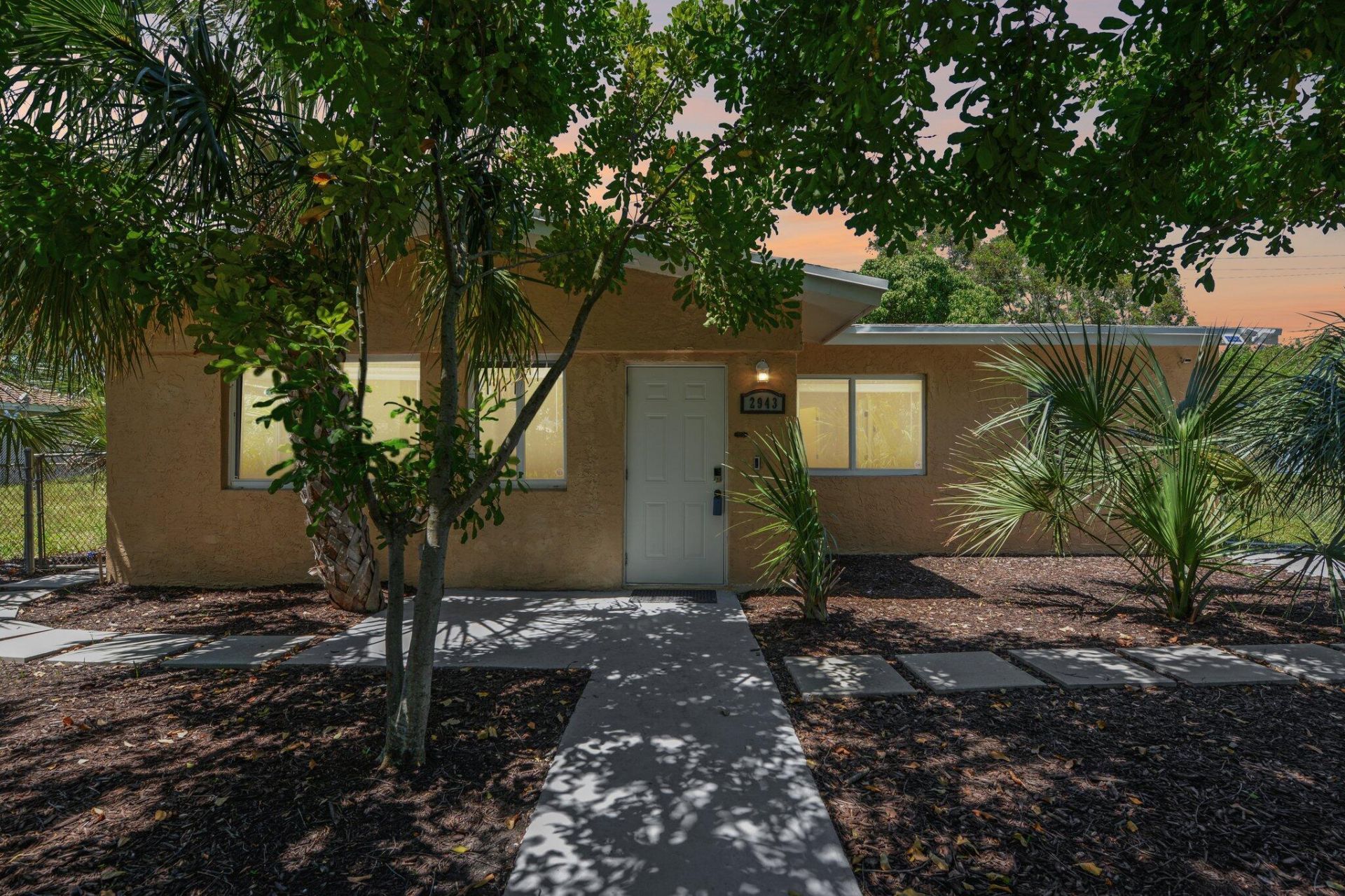 2943 NW 13th Street, Fort Lauderdale, FL 33311 Photo