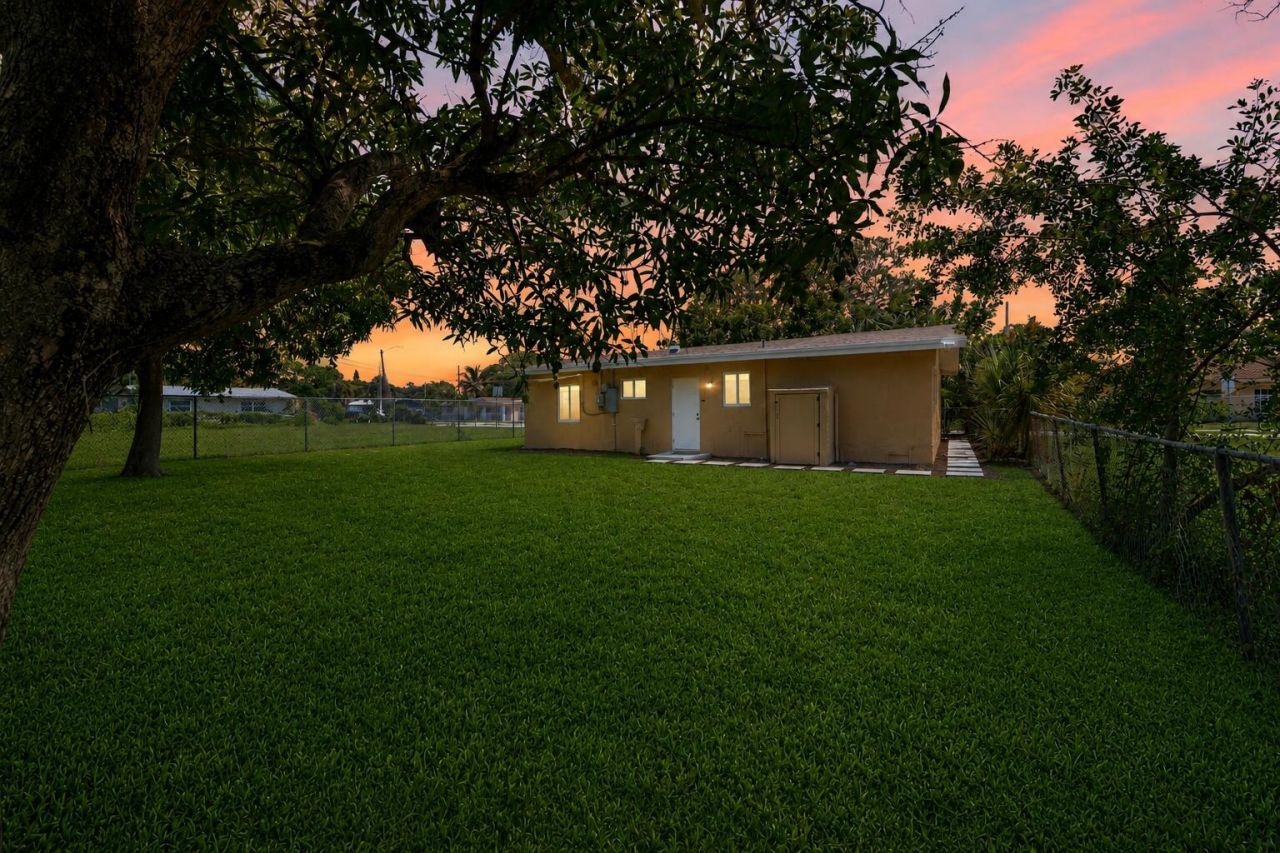 2943 NW 13th Street, Fort Lauderdale, FL 33311 Photo