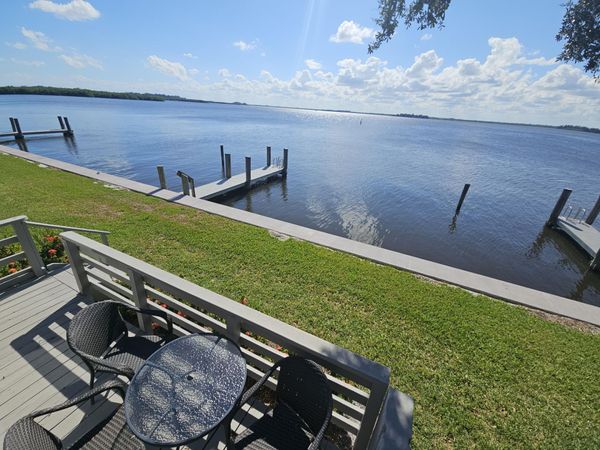 201 Spyglass Lane, Vero Beach, FL 32963