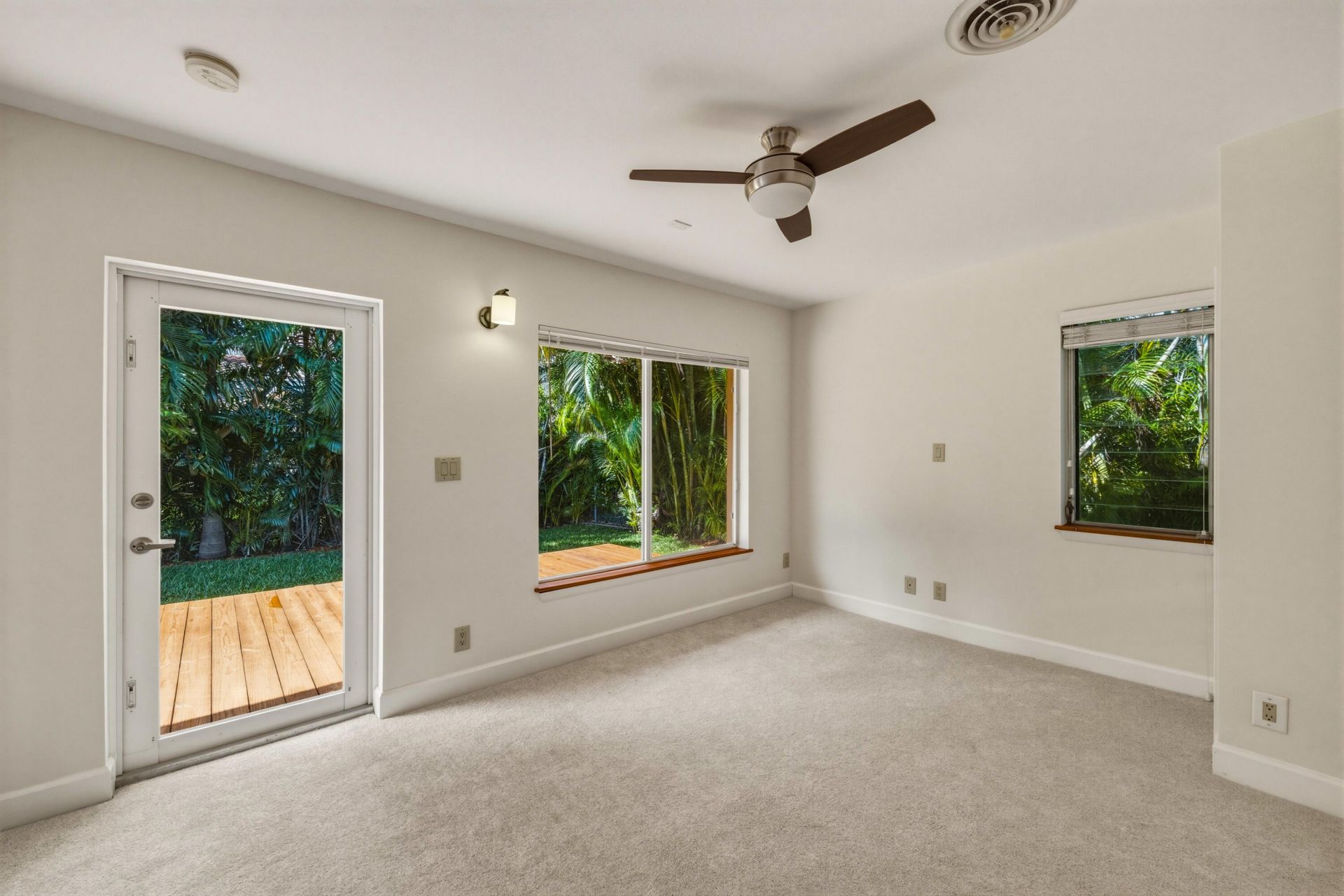 284 Allenwood Drive, Lauderdale by the Sea, FL 33308 Photo