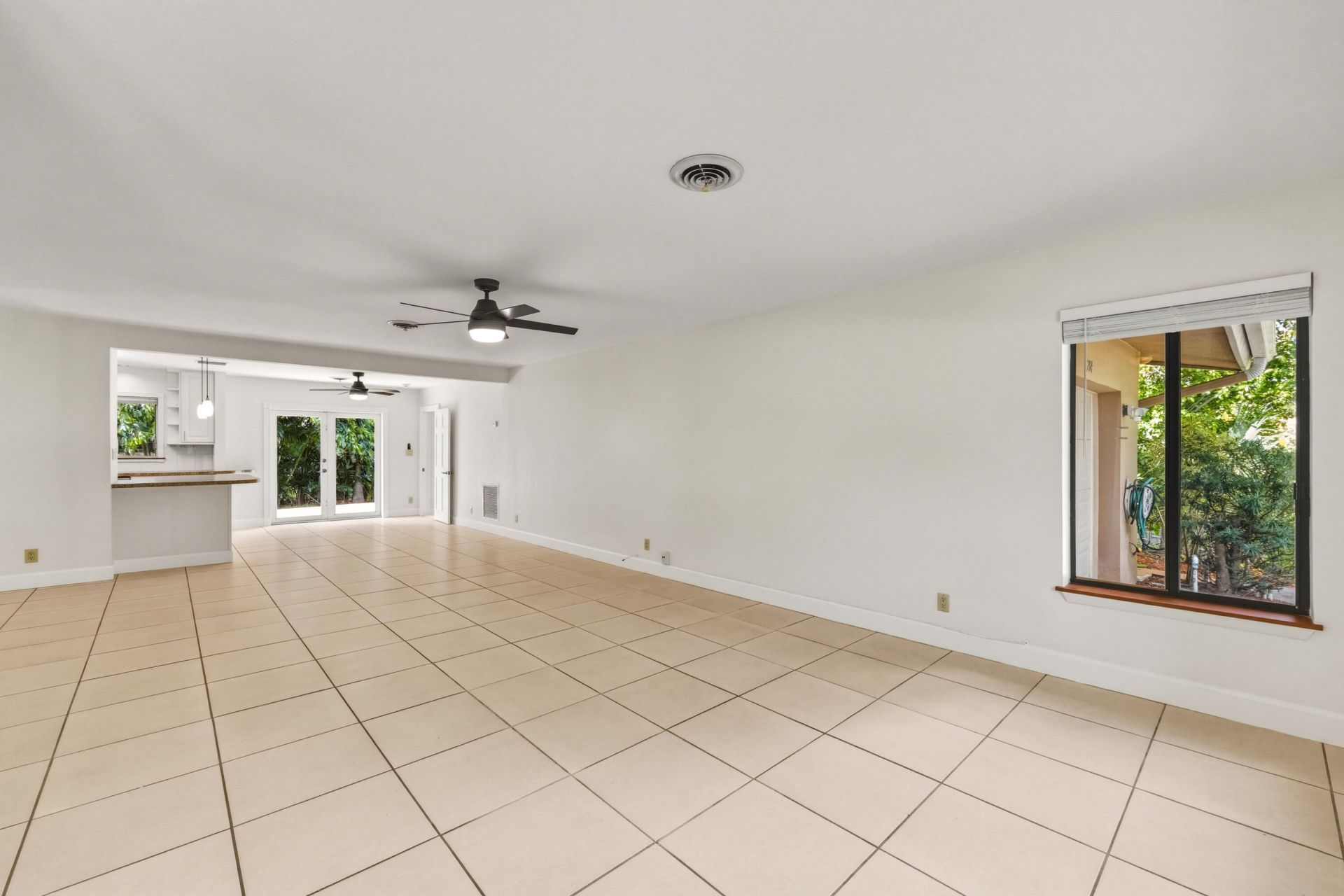 284 Allenwood Drive, Lauderdale by the Sea, FL 33308 Photo