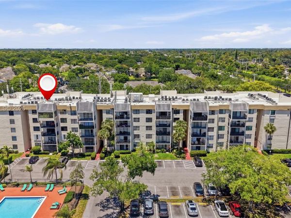 6195 Rock Island Rd , Unit 511, Tamarac, FL 33319