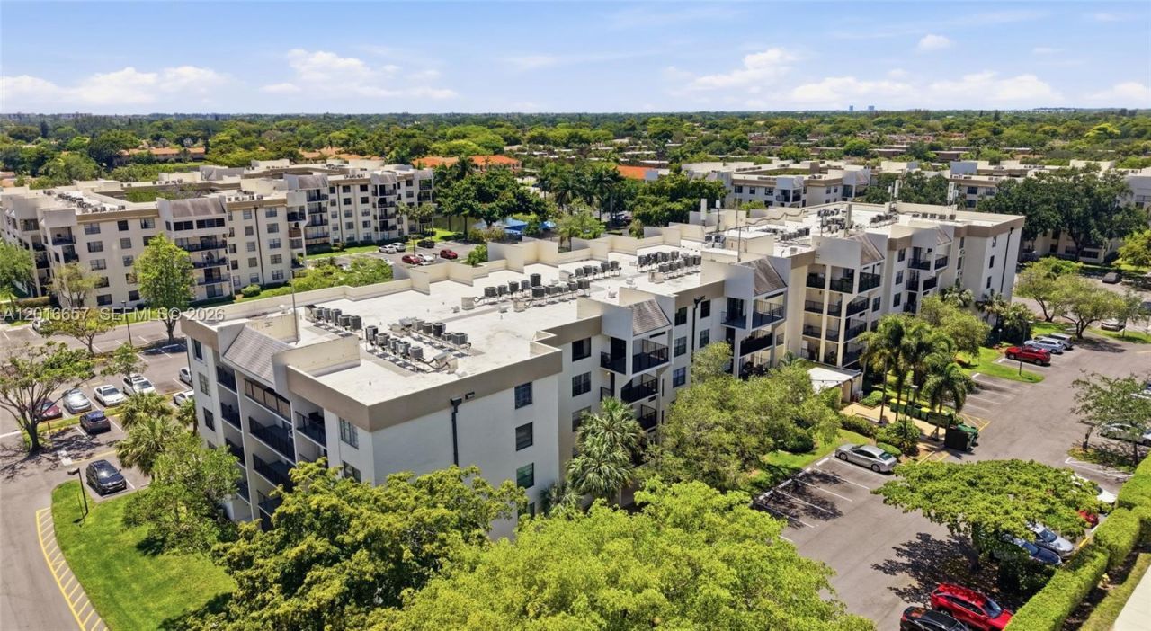 6195 Rock Island Rd , Unit 511, Tamarac, FL 33319 Photo