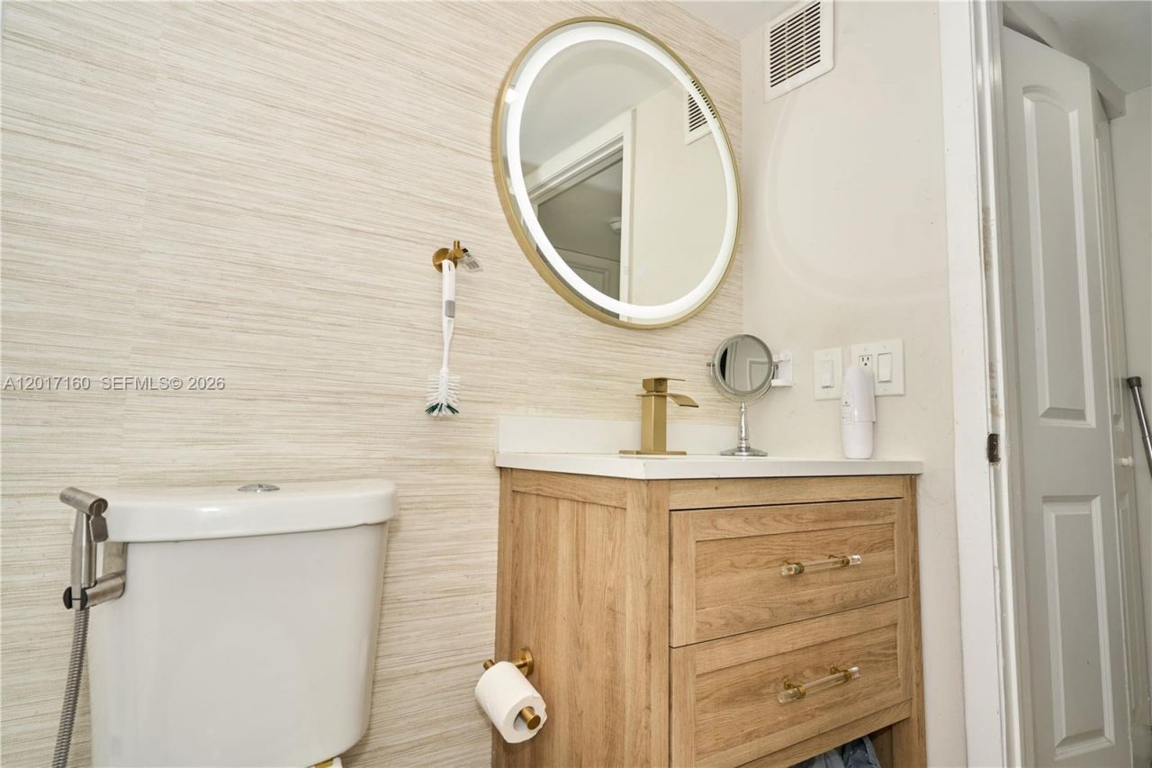 8240 SW 210th St, Unit 207, Cutler Bay, FL 33189 Photo