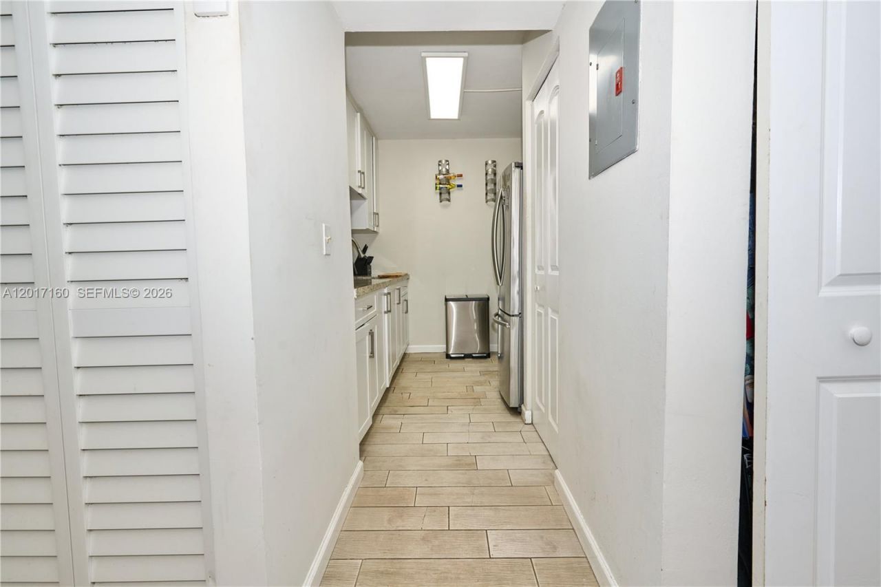 8240 SW 210th St, Unit 207, Cutler Bay, FL 33189 Photo