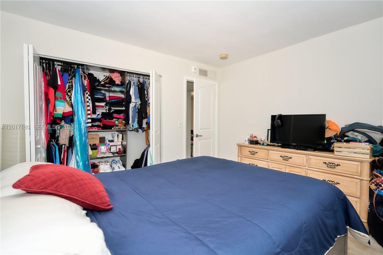 8240 SW 210th St, Unit 207, Cutler Bay, FL 33189 Photo