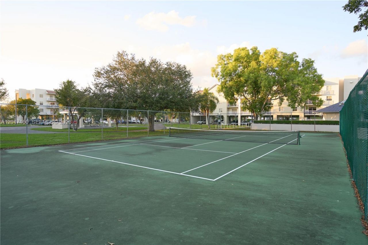 8240 SW 210th St , Unit 207, Cutler Bay, FL 33189 Photo
