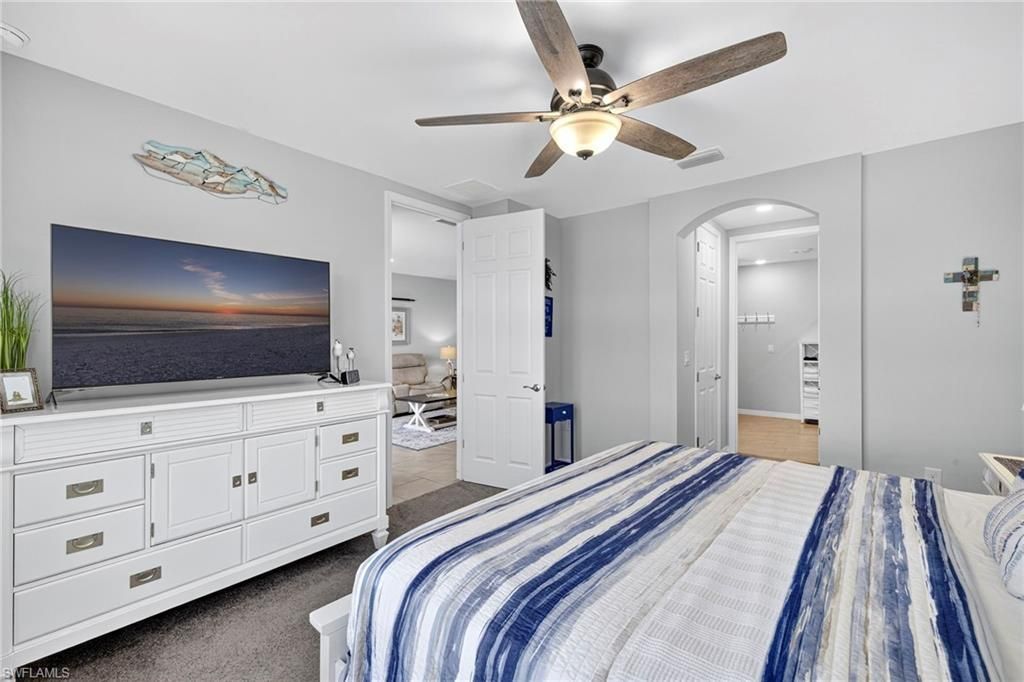 14582 Edgewater Cir , Naples, FL 34114 Photo