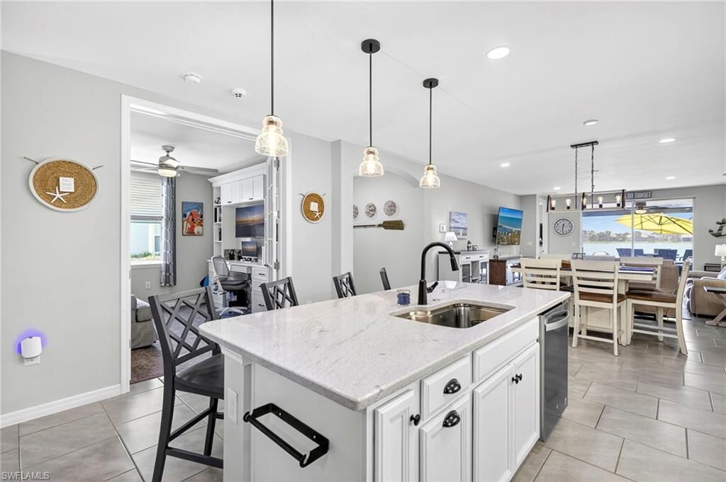 14582 Edgewater Cir , Naples, FL 34114 Photo