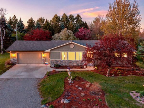 21650 Oakdale Drive, Corcoran, MN 55374