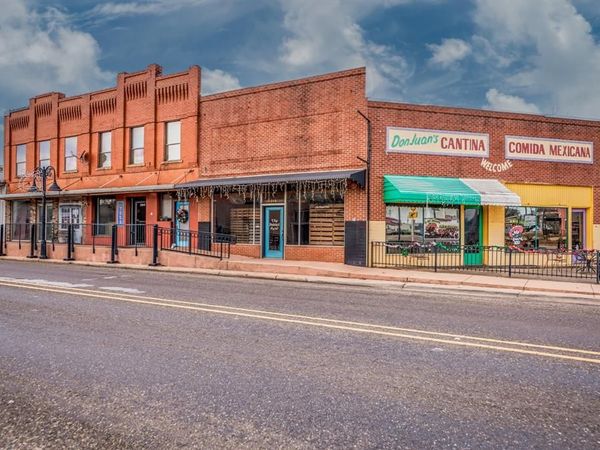 218 East First , Hughes Springs, TX 75656