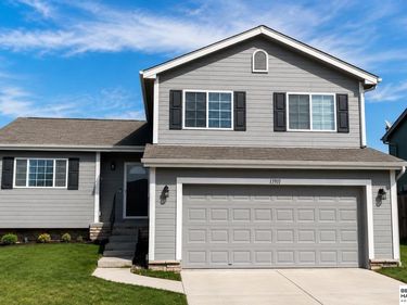 13911 Springview Drive , Papillion, NE 68133
