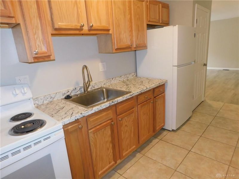 334 Blackwood Avenue, Unit 2, Dayton, OH 45403 Photo 4