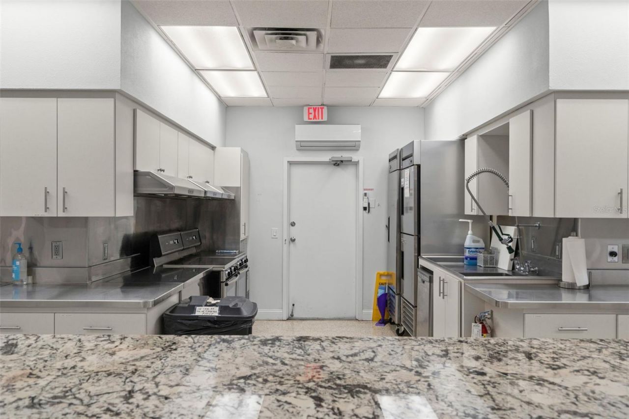 9009 41st Way N, Unit 5, Pinellas Park, FL 33782 Photo