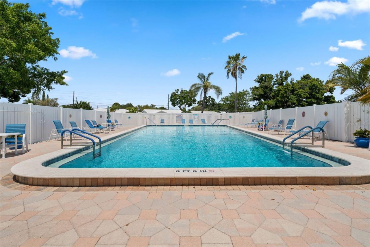9009 41st Way N, Unit 5, Pinellas Park, FL 33782 Photo