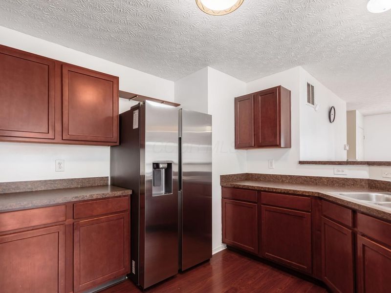9325 Cliff Springs Trail, Columbus, OH 43240 Photo 20