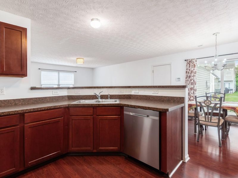 9325 Cliff Springs Trail, Columbus, OH 43240 Photo 21