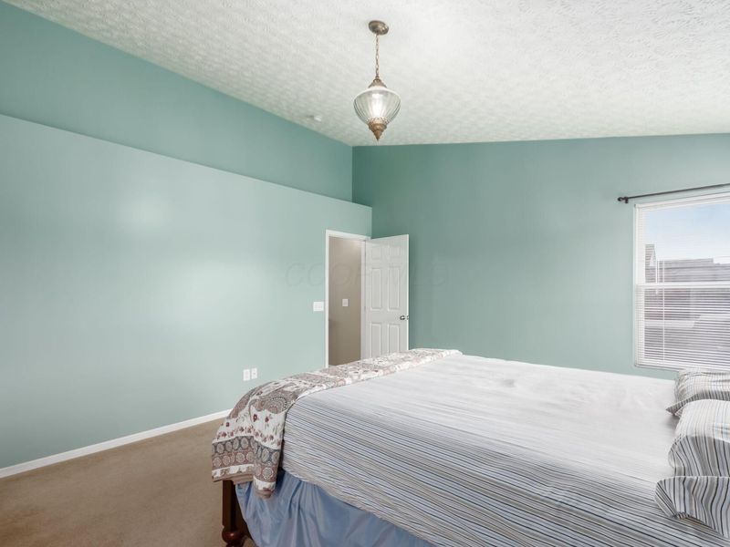 9325 Cliff Springs Trail, Columbus, OH 43240 Photo 32
