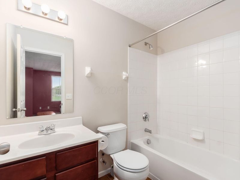 9325 Cliff Springs Trail, Columbus, OH 43240 Photo 39