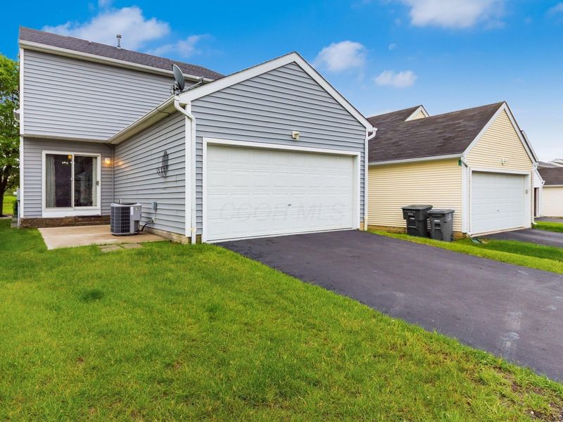 9325 Cliff Springs Trail, Columbus, OH 43240 Photo 51